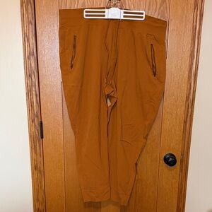 Athleta Women's Track Joggers in Rust